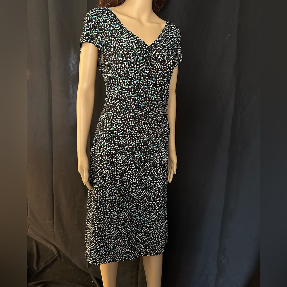 Elegant Black and Blue Patterned Dress